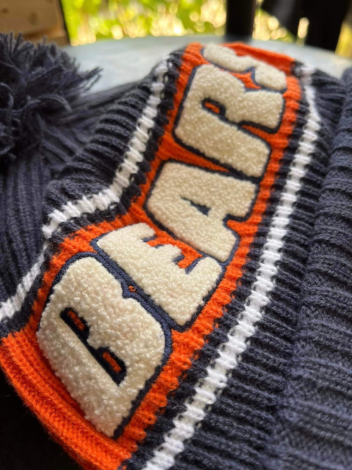 Bears NFL ON FIELD 2024 Cold Weather NAVY Pom Knit with Bear NEW ERA