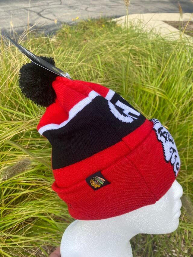 Chicago Blackhawks 6 time Champions NHL Pom Knit Winter Hat