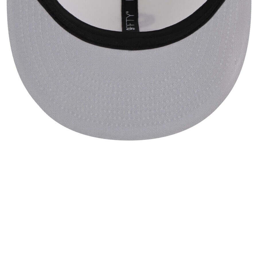 New Era 9FIFTY Chicago White Sox Snapback Creme Hat