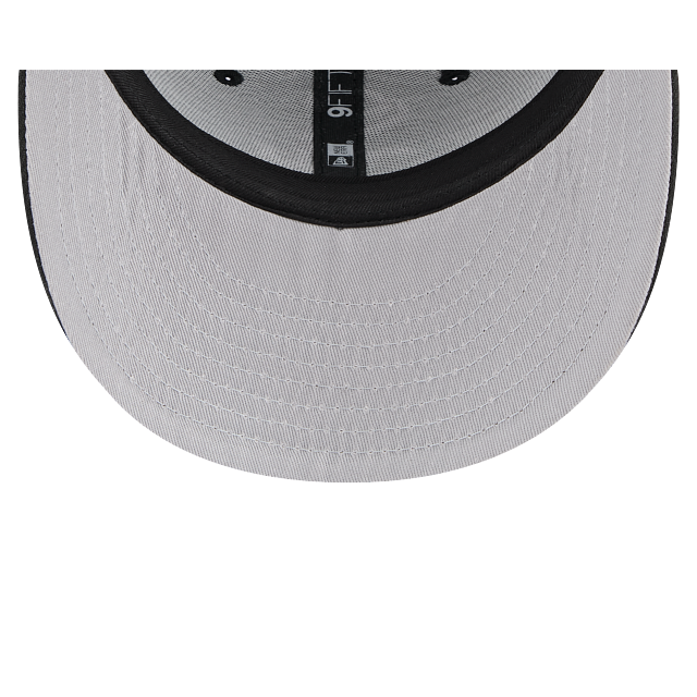Chicago White Sox Low Profile 9FIFTY Trucker Snapback Hat