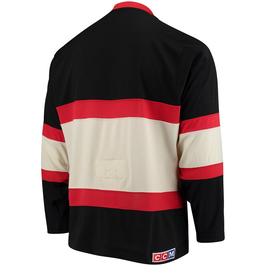 Chicago Blackhawks Men's CCM Black Classic Authentic Throwback Team Jersey