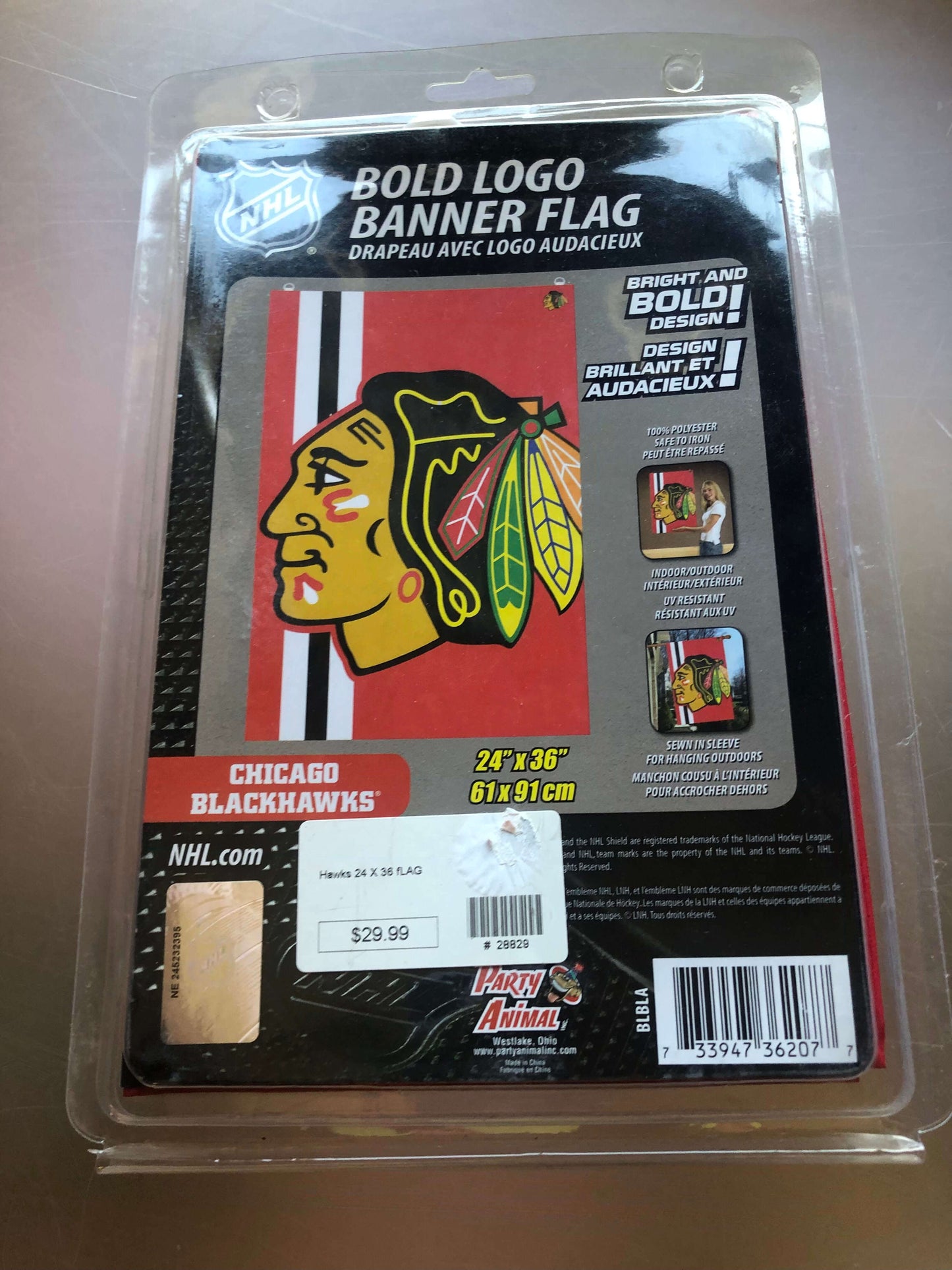 Chicago Blackhawks Bold Logo Banner - Indoor/Outdoor Flag, Team Color, 36" x 24"