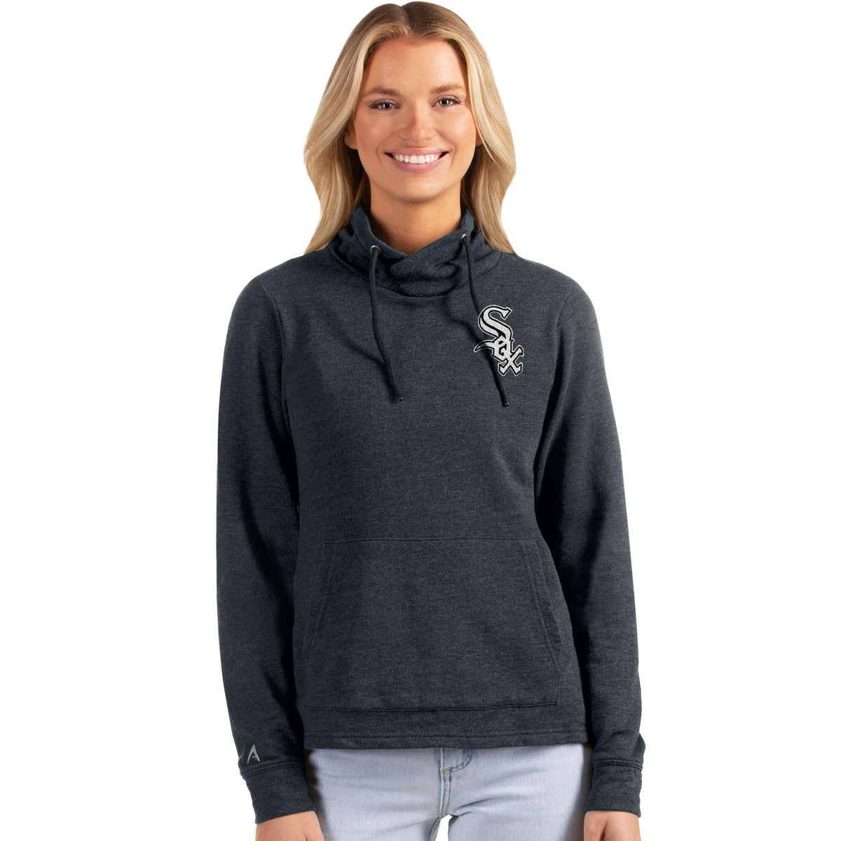 Antigua Men's Chicago White Sox Victory Pullover Hoodie