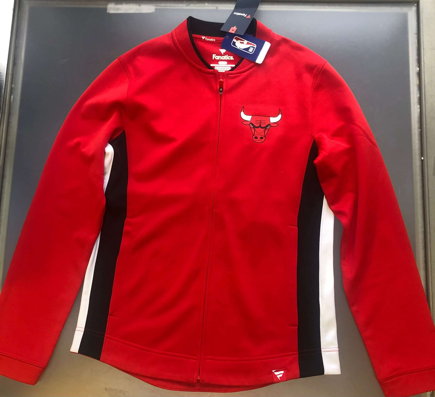 Chicago Bulls Fanatics Red Courtside Zip Up Sweaters