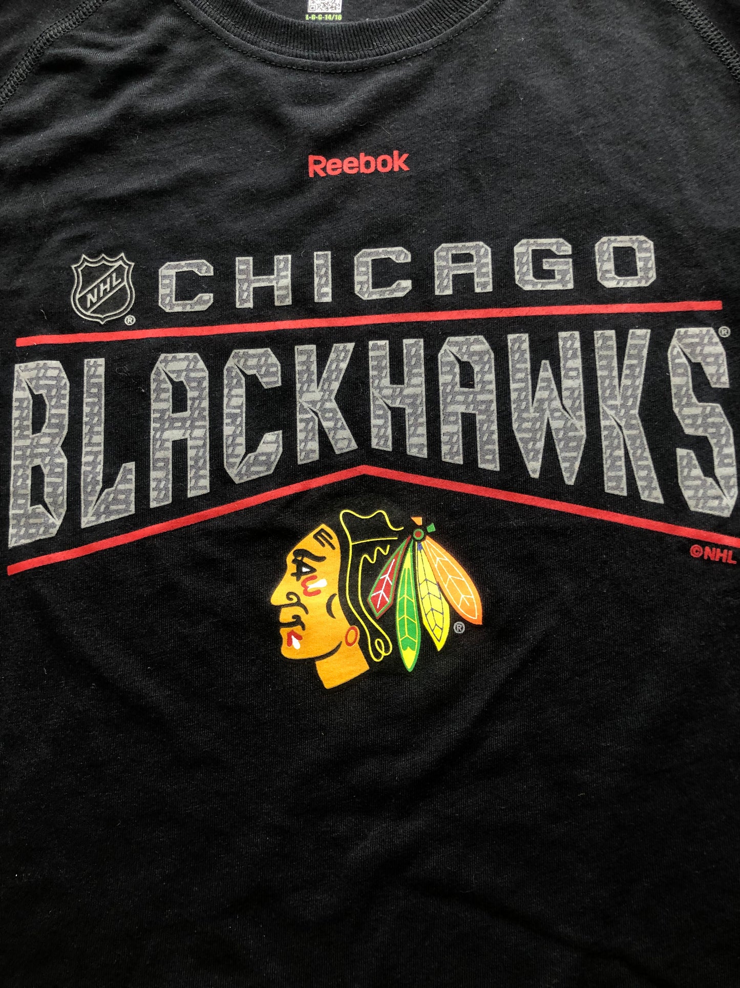 Hawks YOUTH Ultimate Reebok ;;TNT'' T-shirts