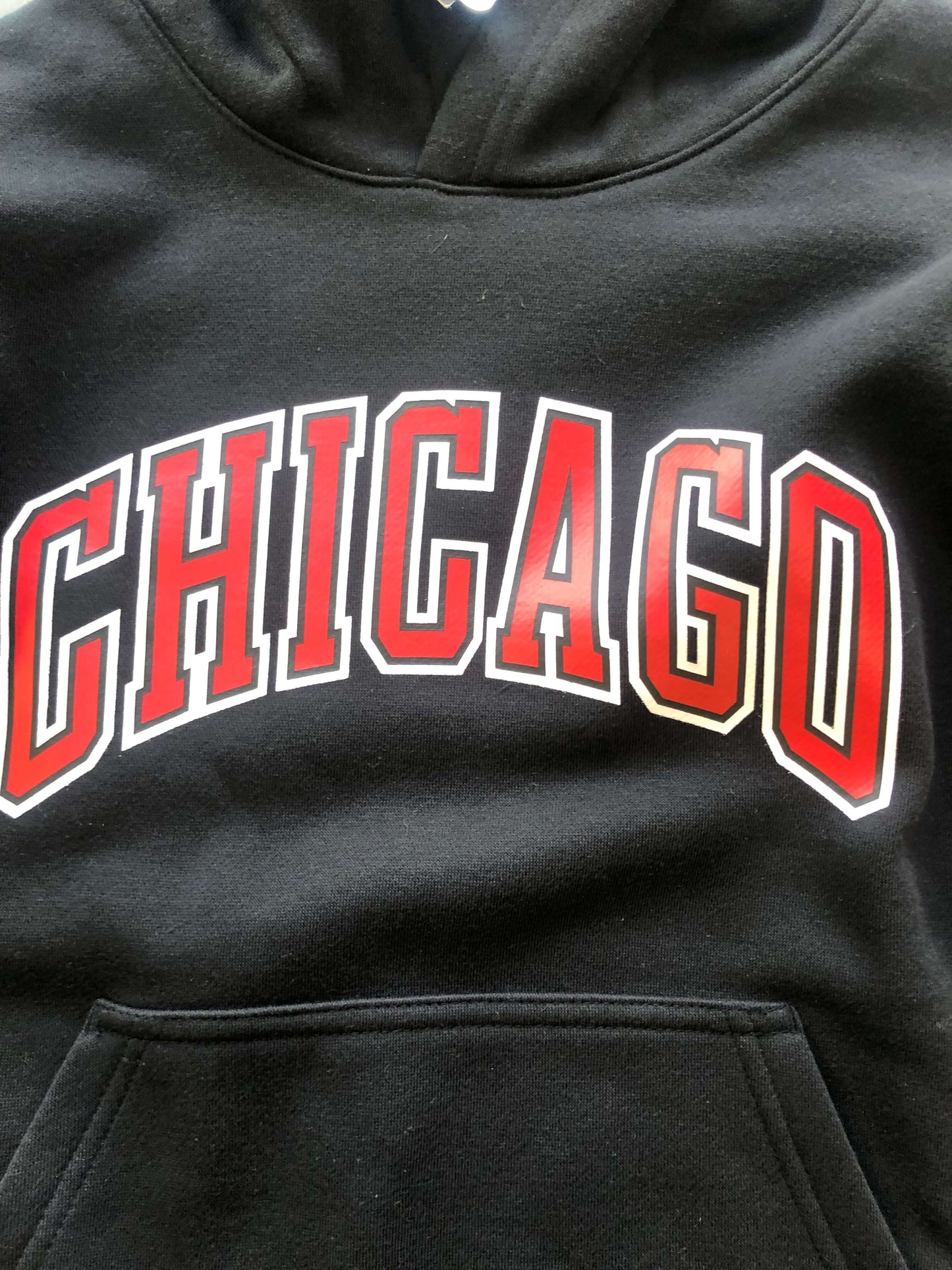 CHICAGO BULLS Youth Black Logo SLEEVE HOODIE