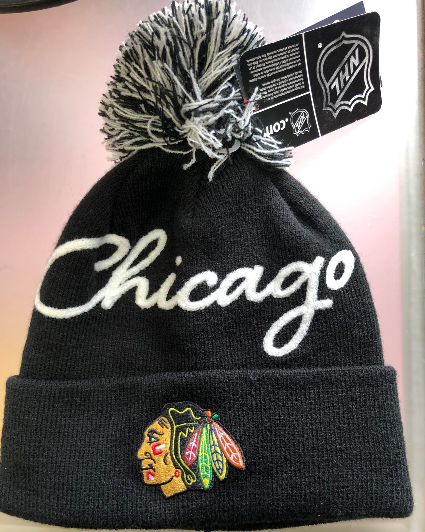 Women's Chicago Blackhawks NHL Cuffed Knit Hat With Pom - Black