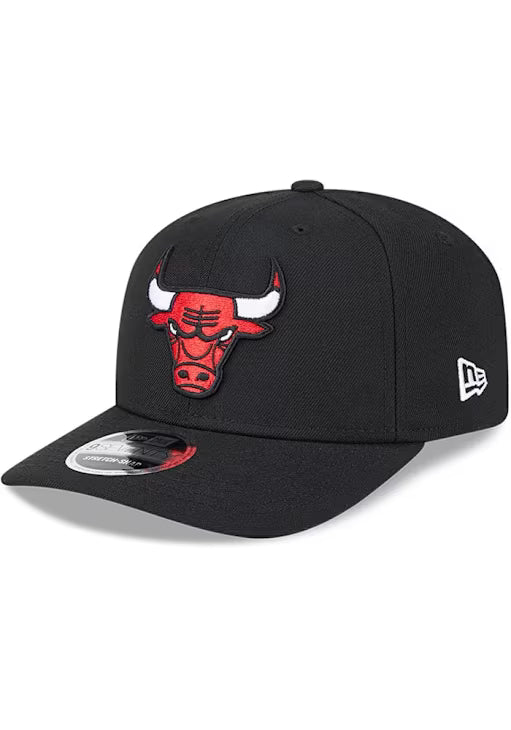 Chicago Bulls Black 9SEVENTY New Era Stretch Snapback Hat