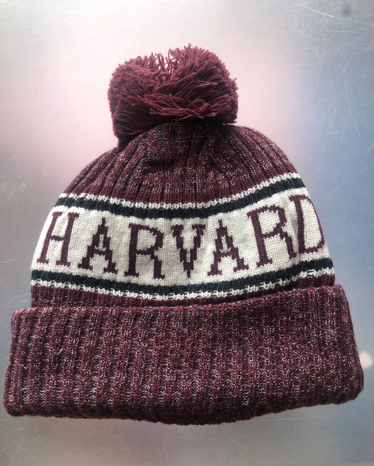 New Era Authentic NCAA Collage Team Harvard Crimson  Cuffed Pomp Men's Knit Hat