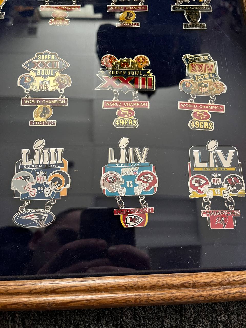 Super Bowl World Champion Commemorative Pin Collection, 33 Pins