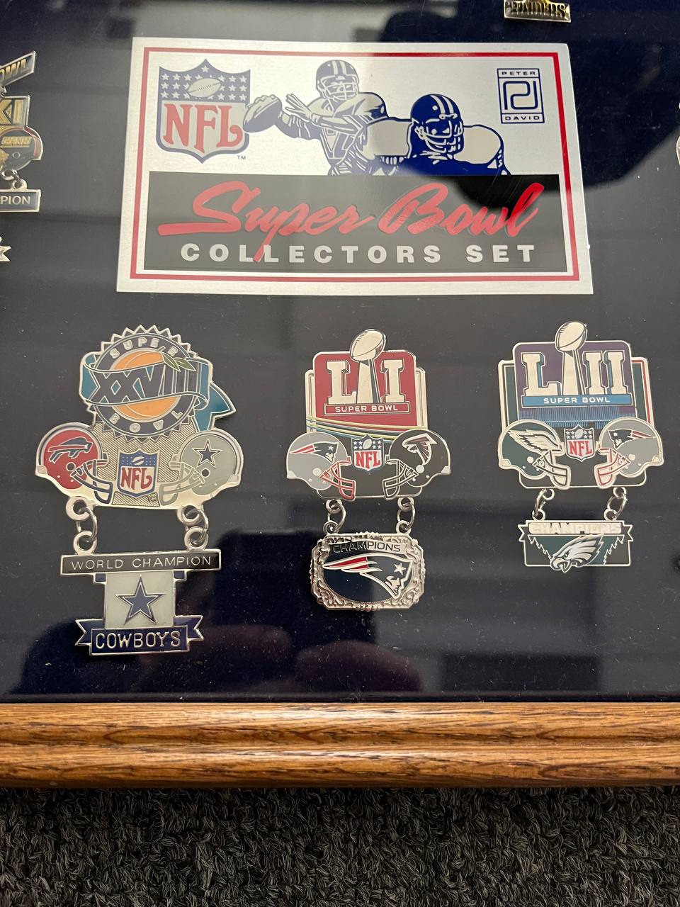 Super Bowl World Champion Commemorative Pin Collection, 33 Pins