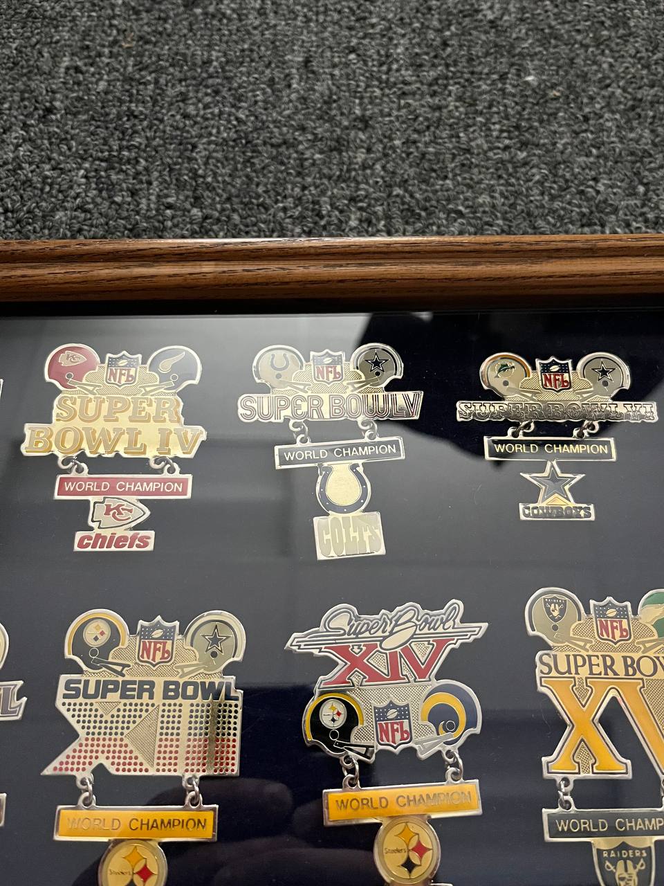 Super Bowl World Champion Commemorative Pin Collection, 33 Pins