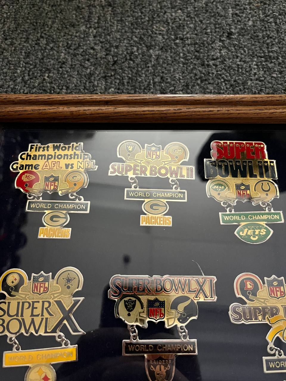 Super Bowl World Champion Commemorative Pin Collection, 33 Pins