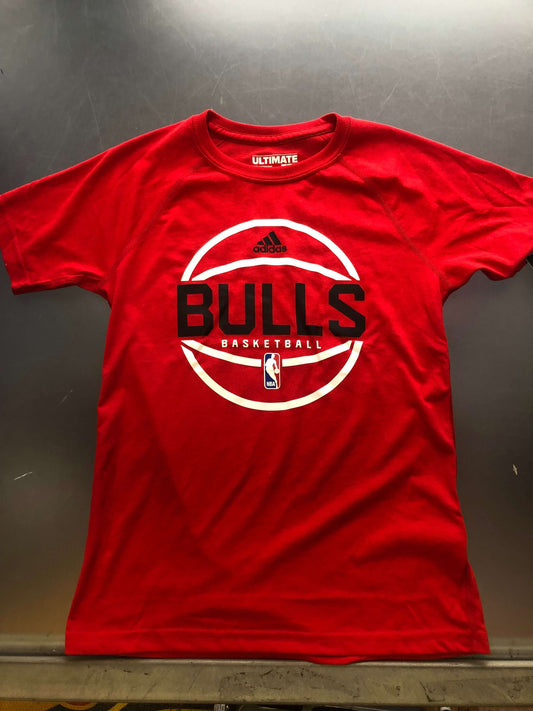 Adidas Chicago Bulls Ultimate S/S NBA Fan Basketball Tee - Red - Youth