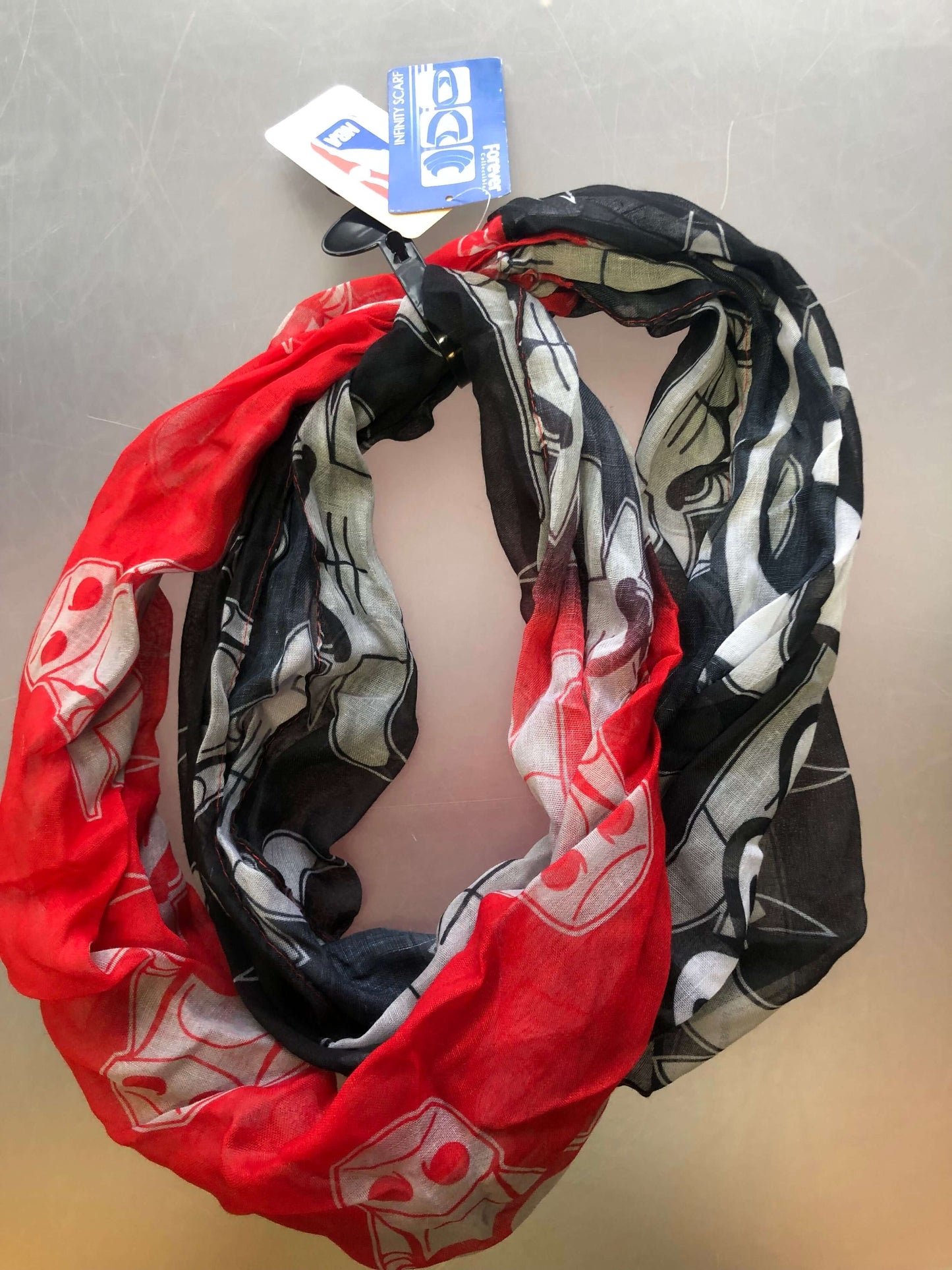 Chicago Bulls  Women's  Logo Infinity Scarf