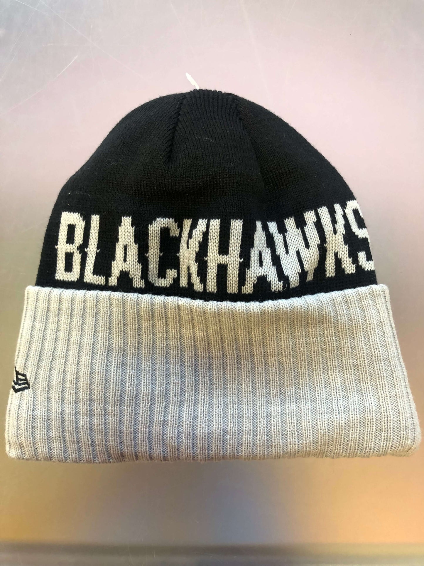 Chicago Blackhawks New Era NHL "Classic Cover" Cuffed Knit Hat