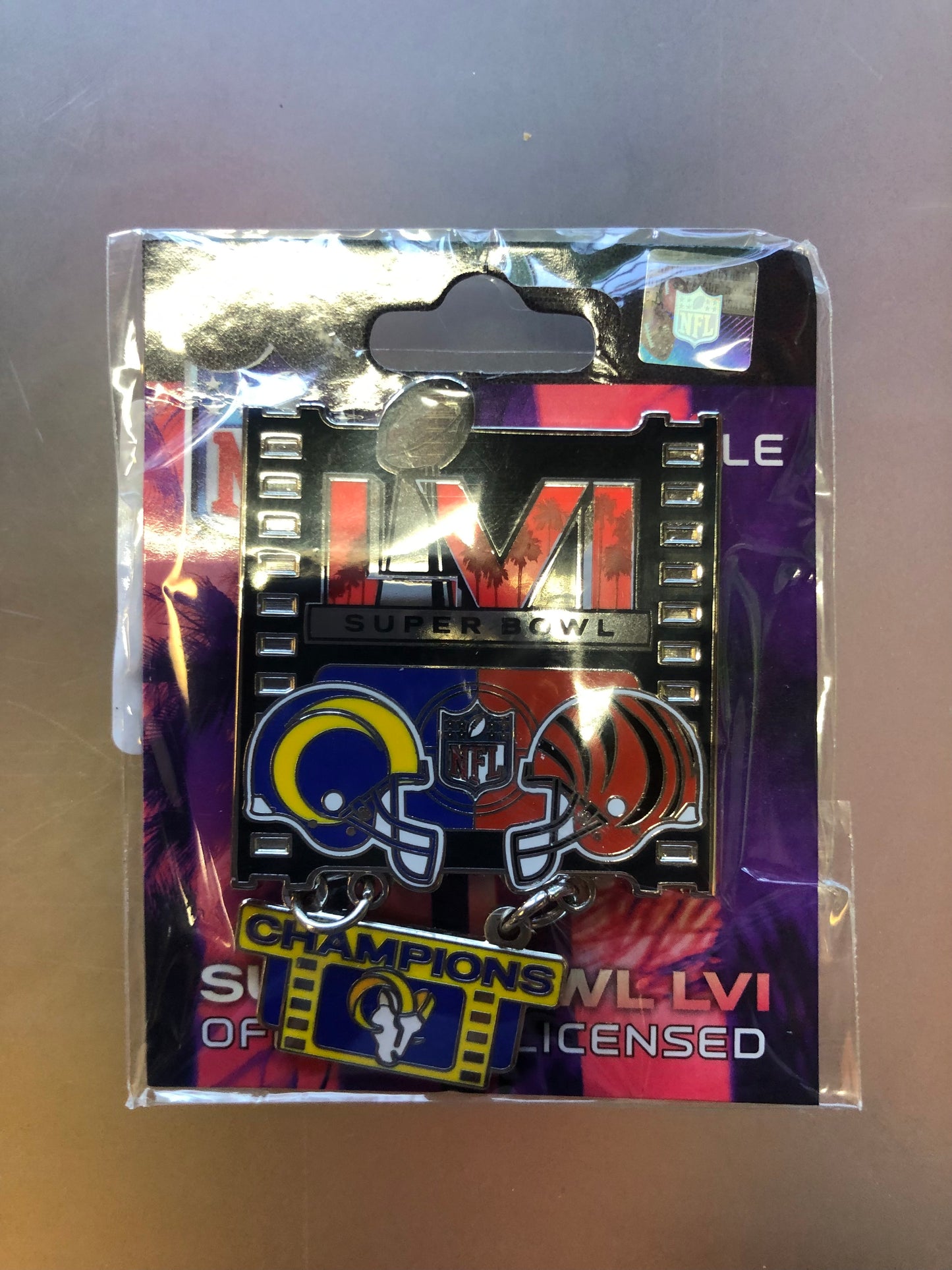Super Bowl Champions Los Angeles Rams Collector Pin