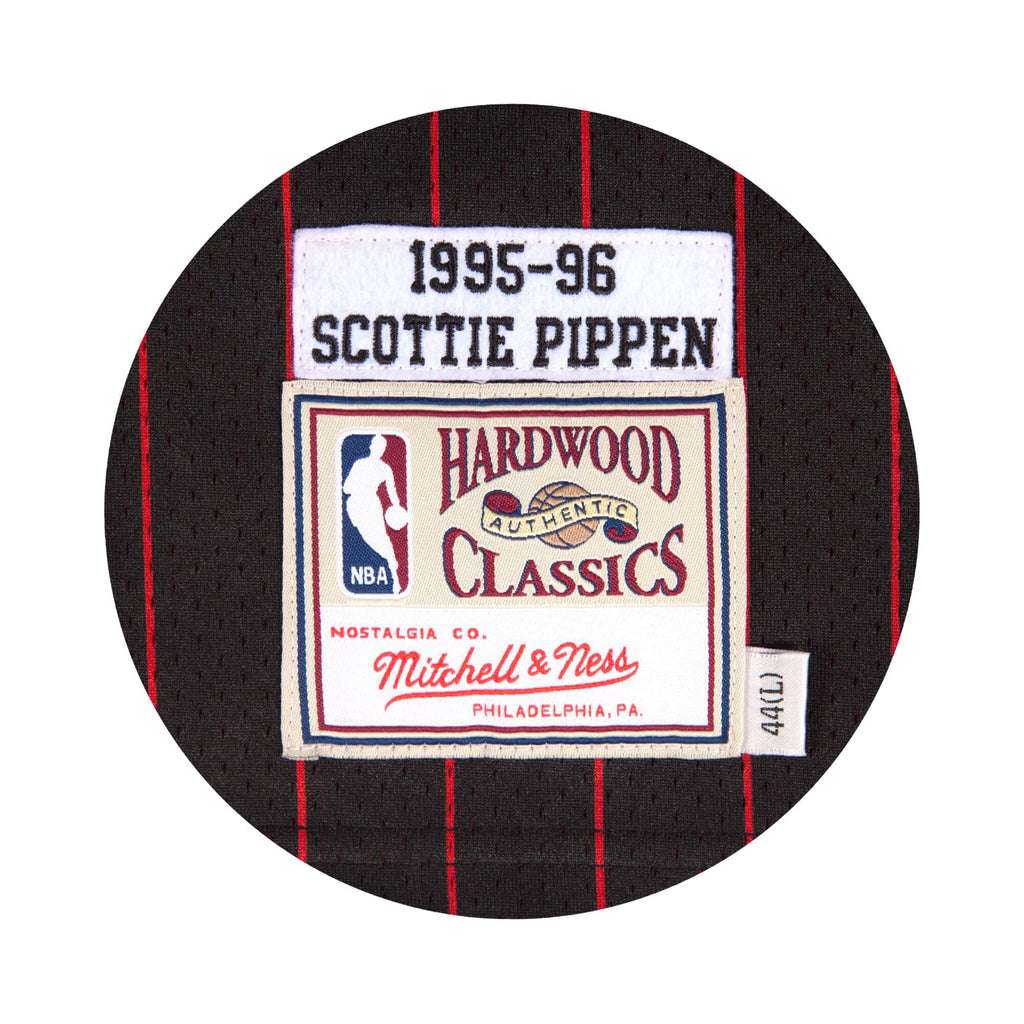 Chicago Bulls Scottie Pippen 33 men's nba v-neck basketball swingman jersey black  red edition shirt